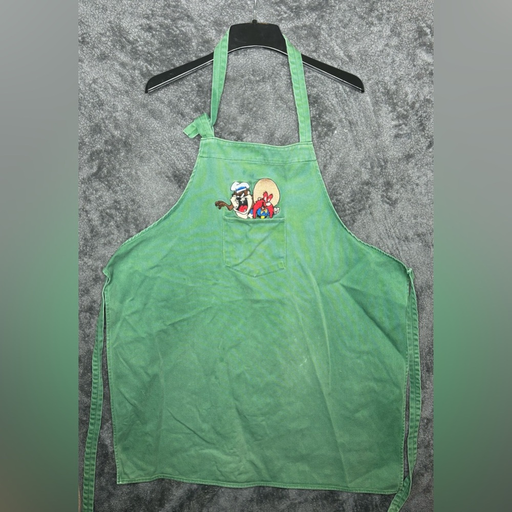 Vintage Apron Taz Tasmanian Devil & Yosemite Sam Looney Tunes Green Apron